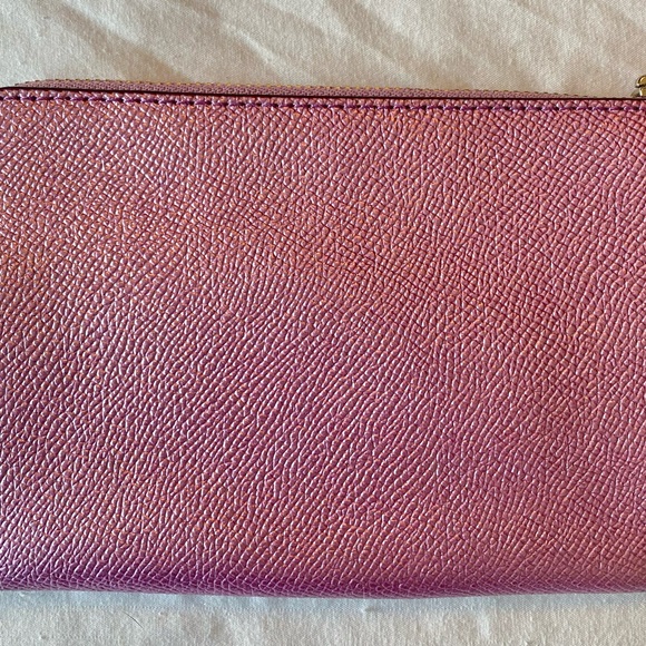 Coach Wristlet - Picture 4 of 7